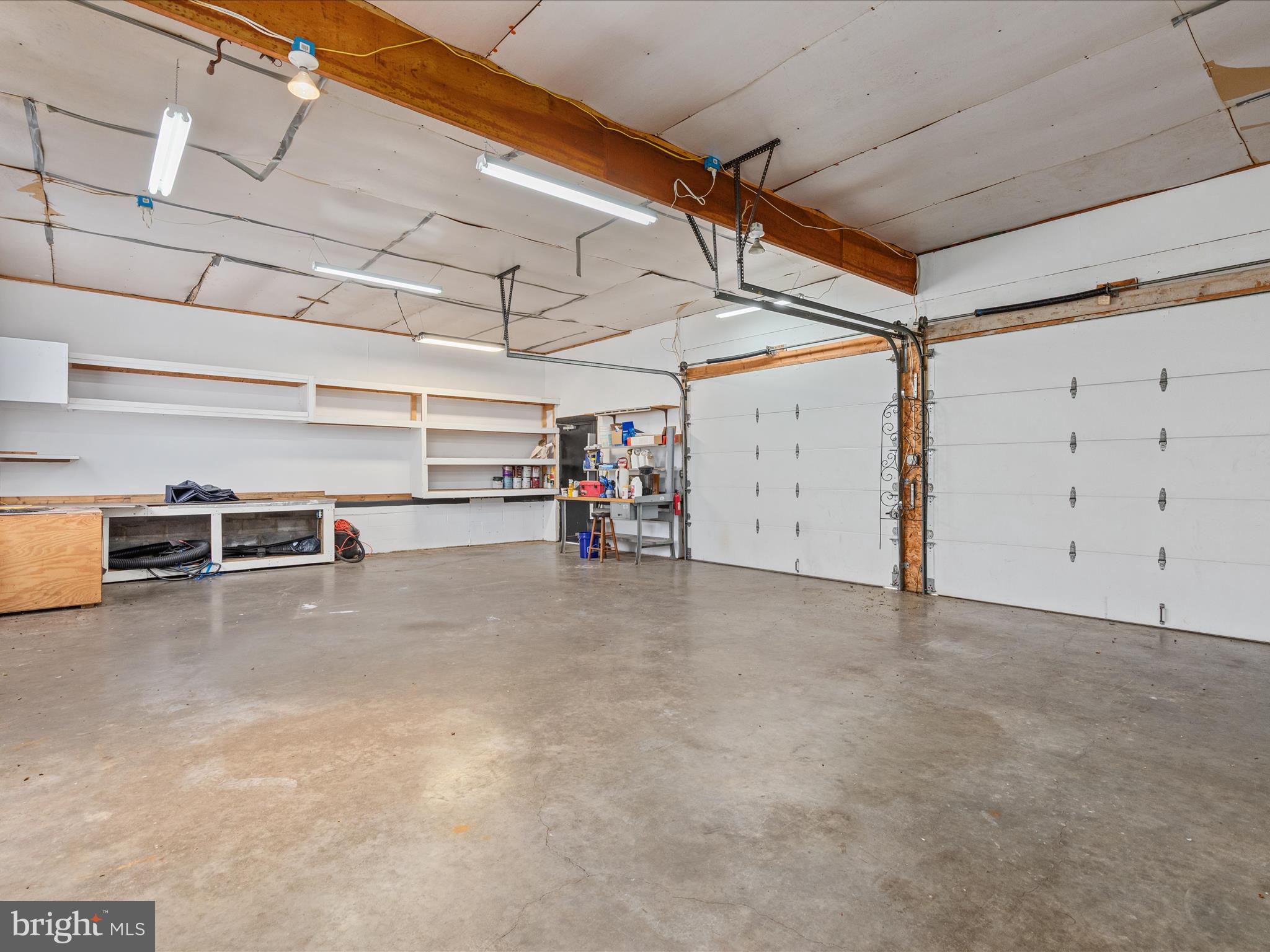 MEADOWOOD ACRES - Residential