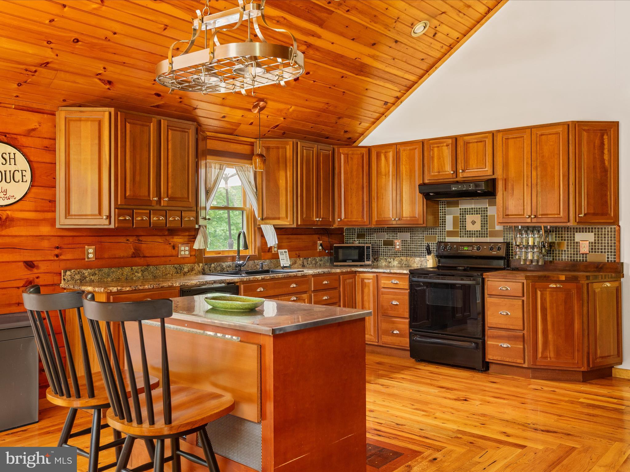 MEADOWOOD ACRES - Residential