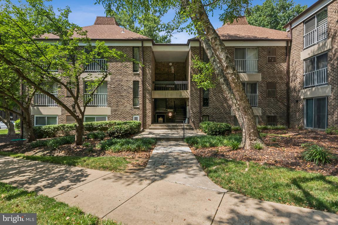 Top-floor 3BR/1.5BA gem in Westchester West! Freshly refinished wood floors, balcony off the living room overlooking community green space, in-unit washer/dryer, and tasteful kitchen/bath updates from recent years. HVAC replaced 2 years ago. Condo fee includes all utilities. Enjoy the convenience of the community pool just steps away. Building location offers more visitor parking than others. Close to shopping, parks, schools, ICC & Glenmont Metro. Move-in ready! Financing options available with Prosperity Mortgage.