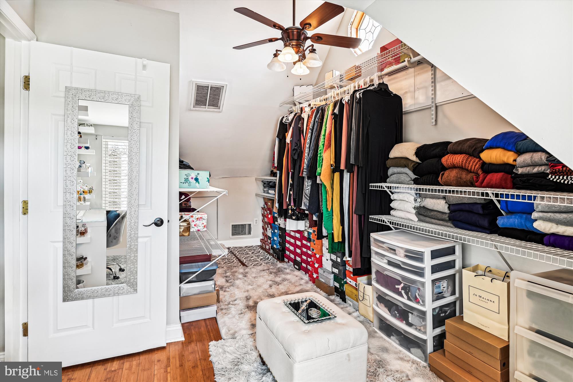 WINDSOR HILLS - Residential