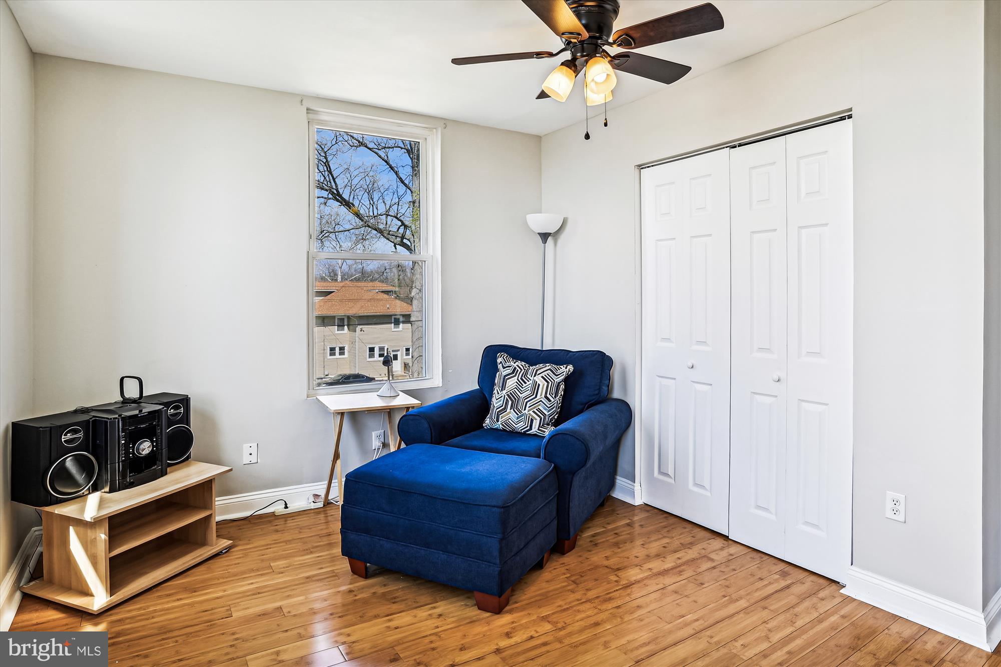 WINDSOR HILLS - Residential