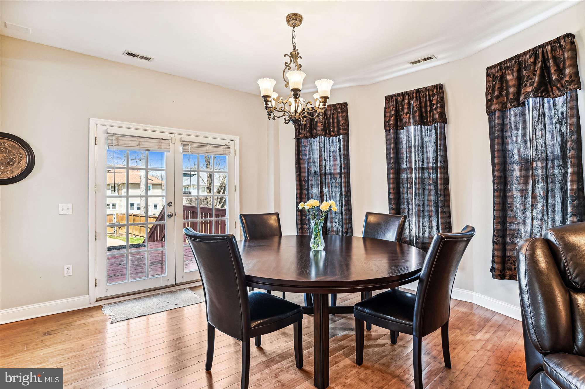 WINDSOR HILLS - Residential