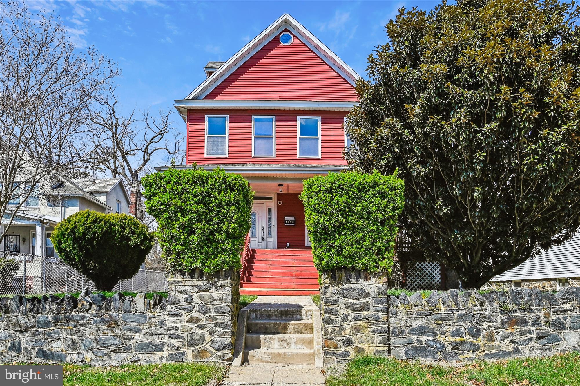 WINDSOR HILLS - Residential