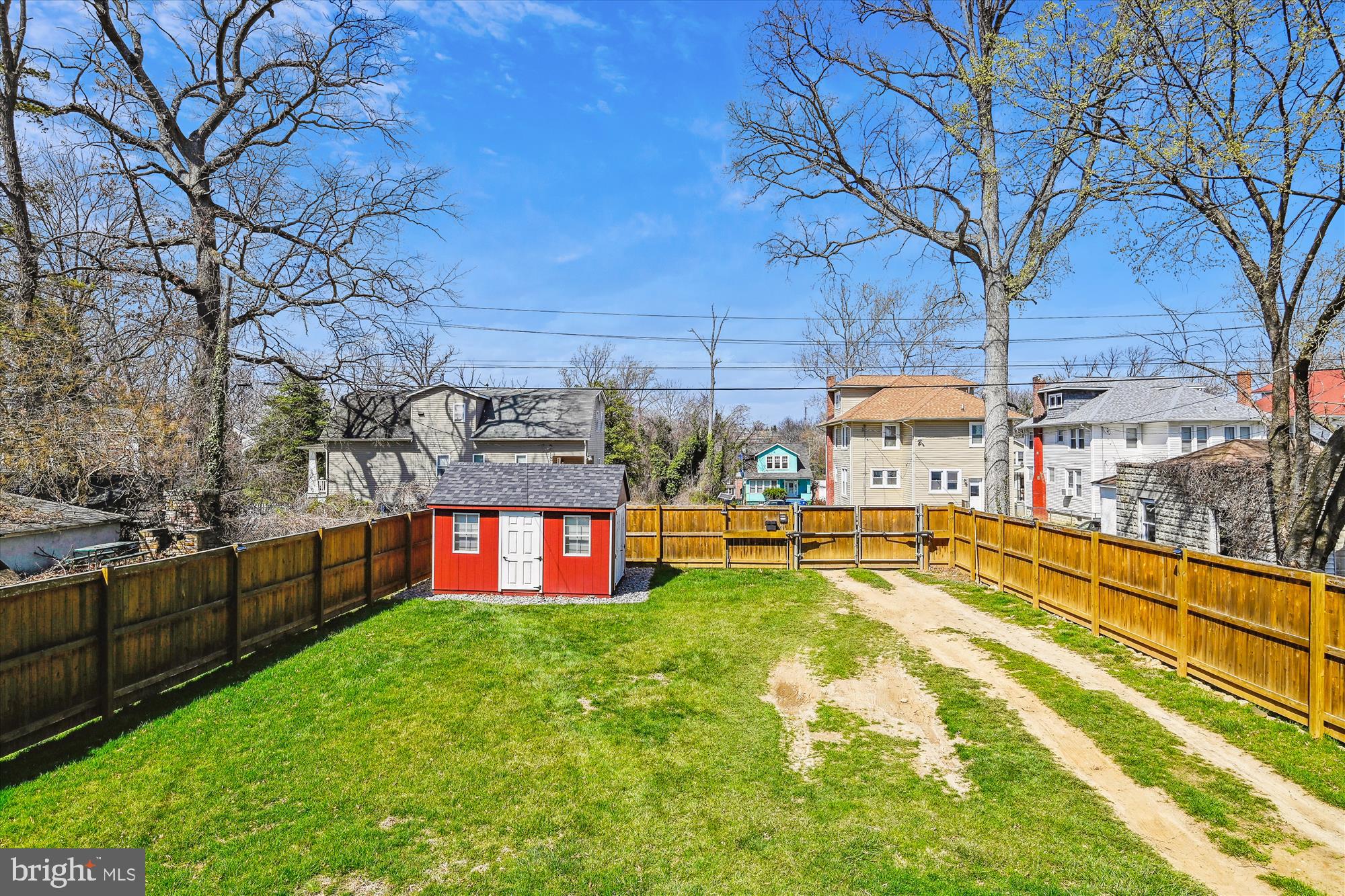 WINDSOR HILLS - Residential