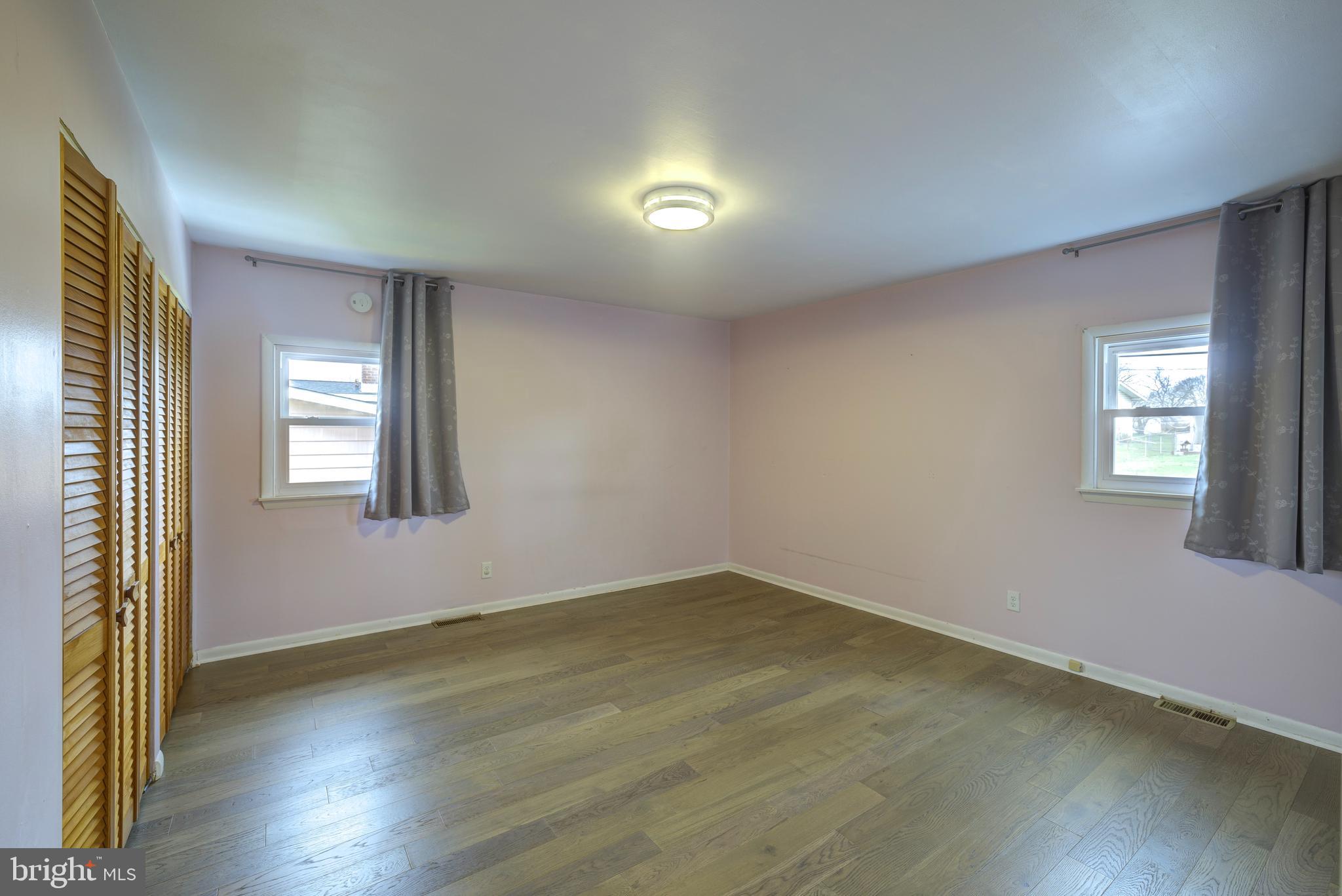 PLYMOUTH PARK - Residential