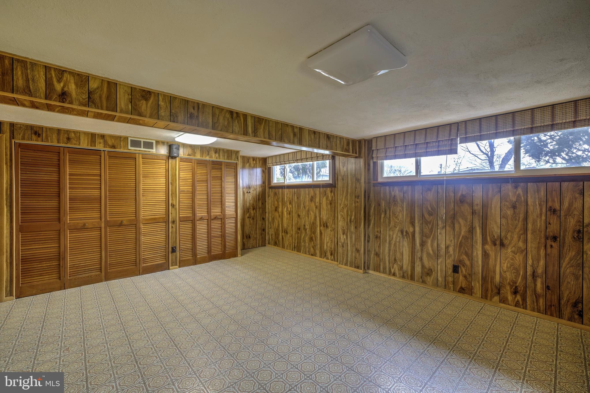 PLYMOUTH PARK - Residential