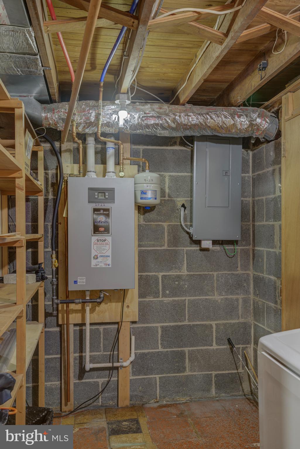 PLYMOUTH PARK - Residential