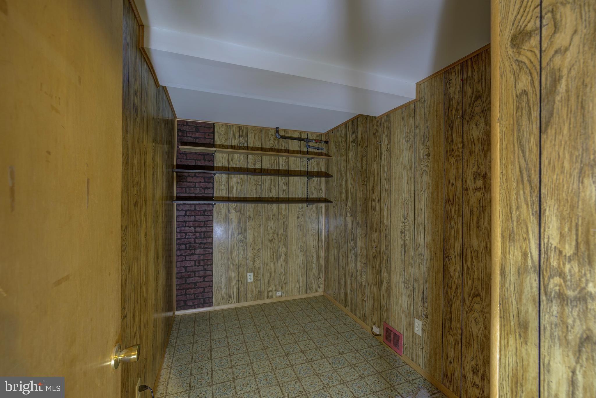 PLYMOUTH PARK - Residential