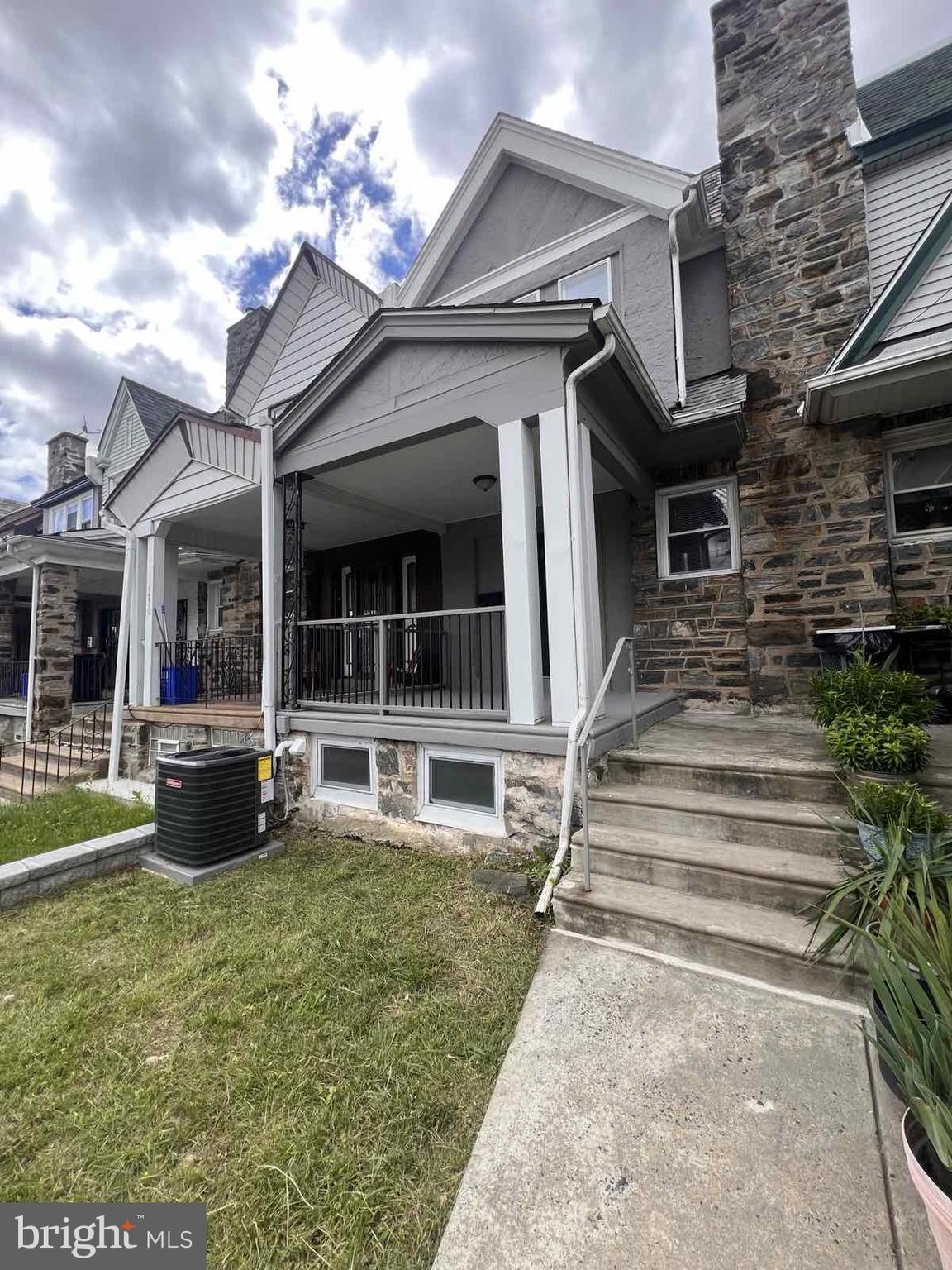 1712 W 65TH AVENUE