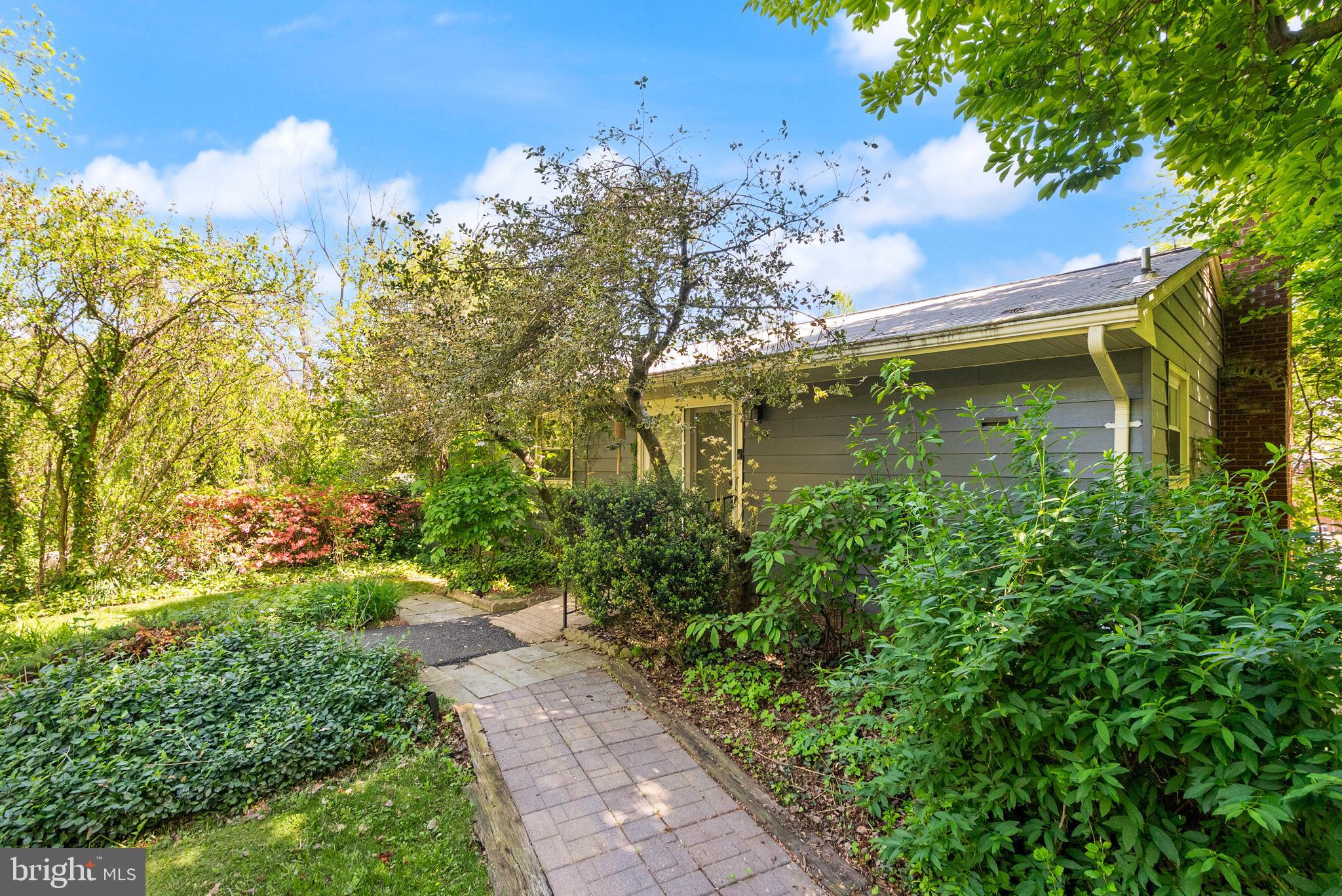 WEST MC LEAN - Residential