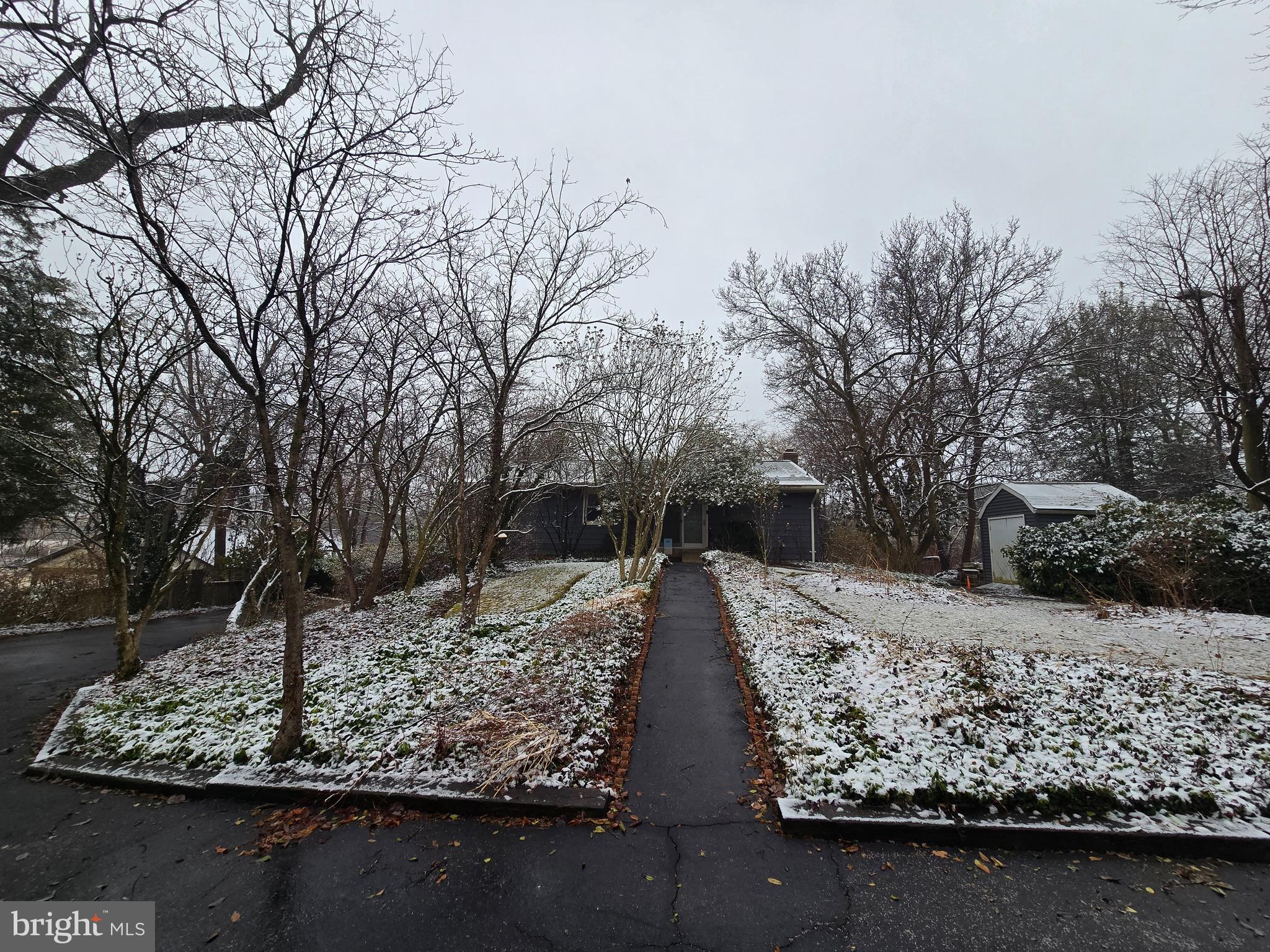 1608 CHAIN BRIDGE ROAD