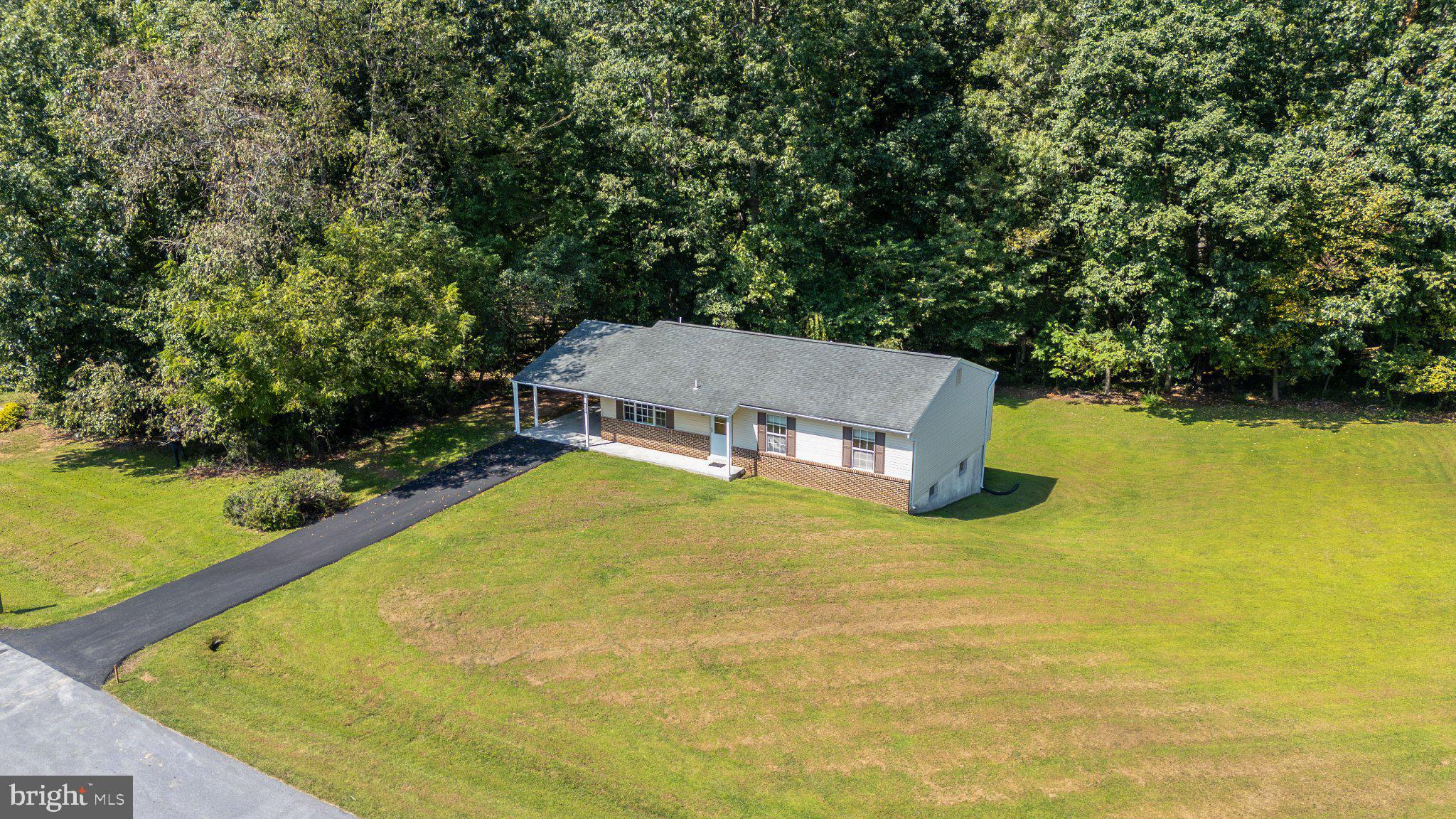 3902 SHAKESPEARE WAY