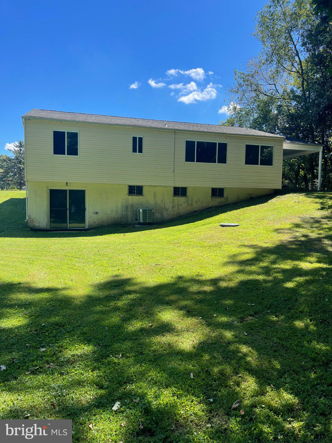 3902 SHAKESPEARE WAY