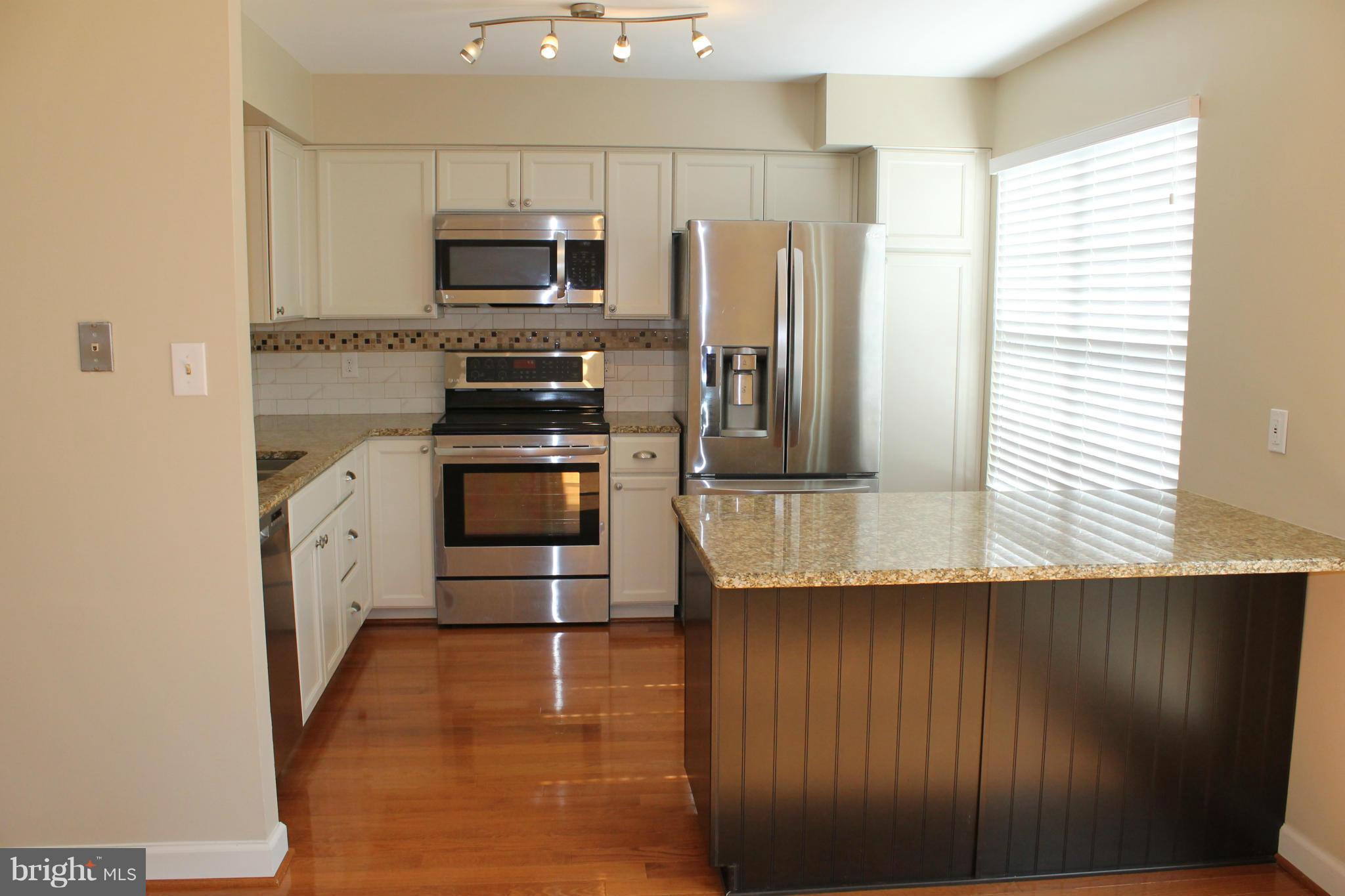 PARK OVERLOOK - Residential Lease