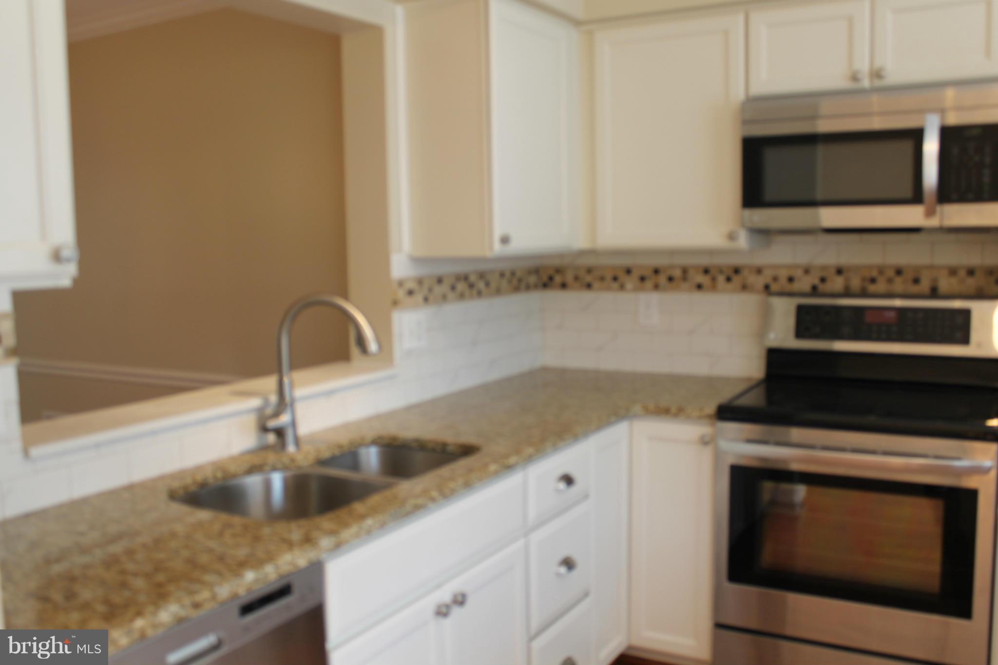 PARK OVERLOOK - Residential Lease