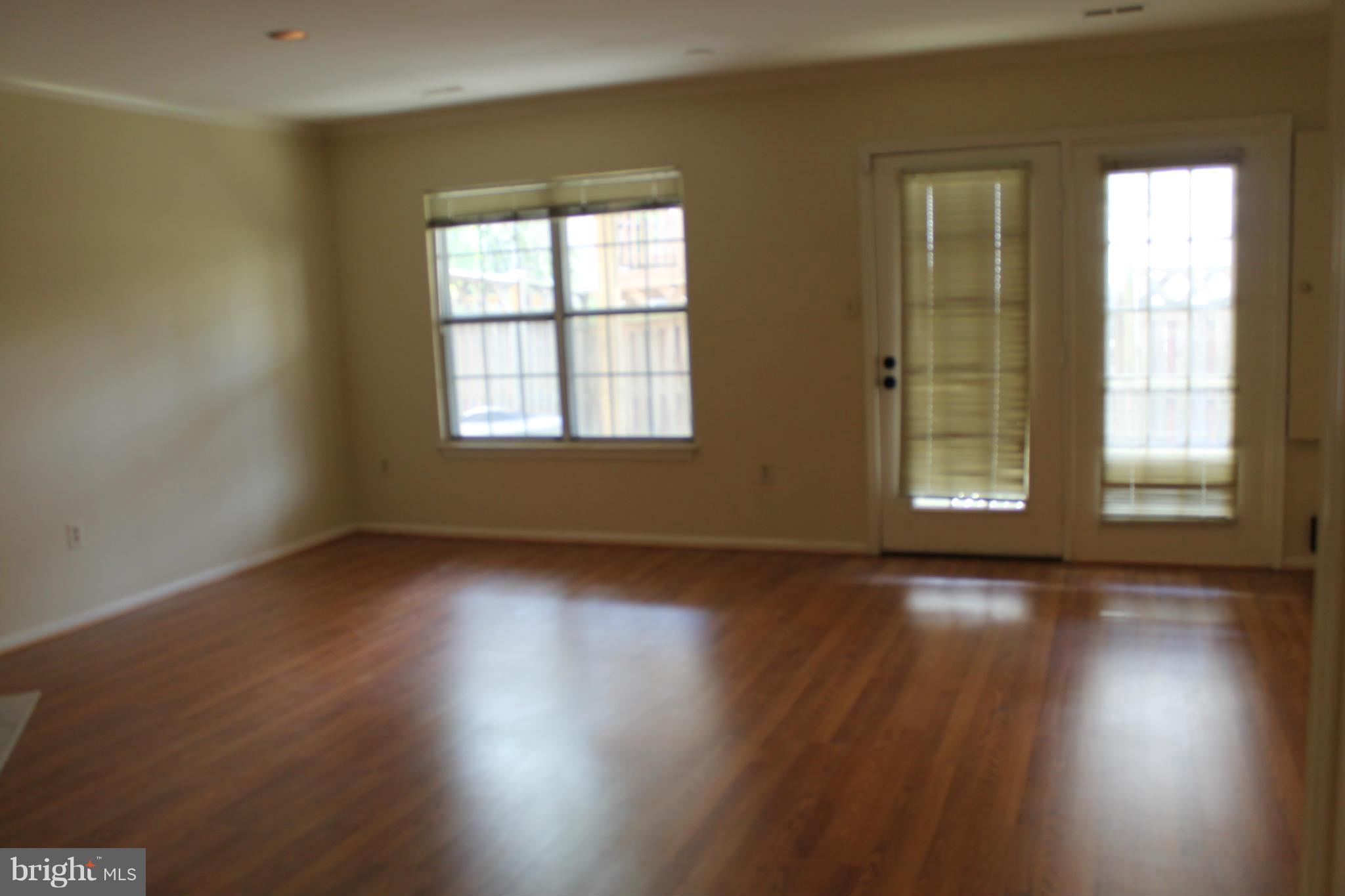 PARK OVERLOOK - Residential Lease