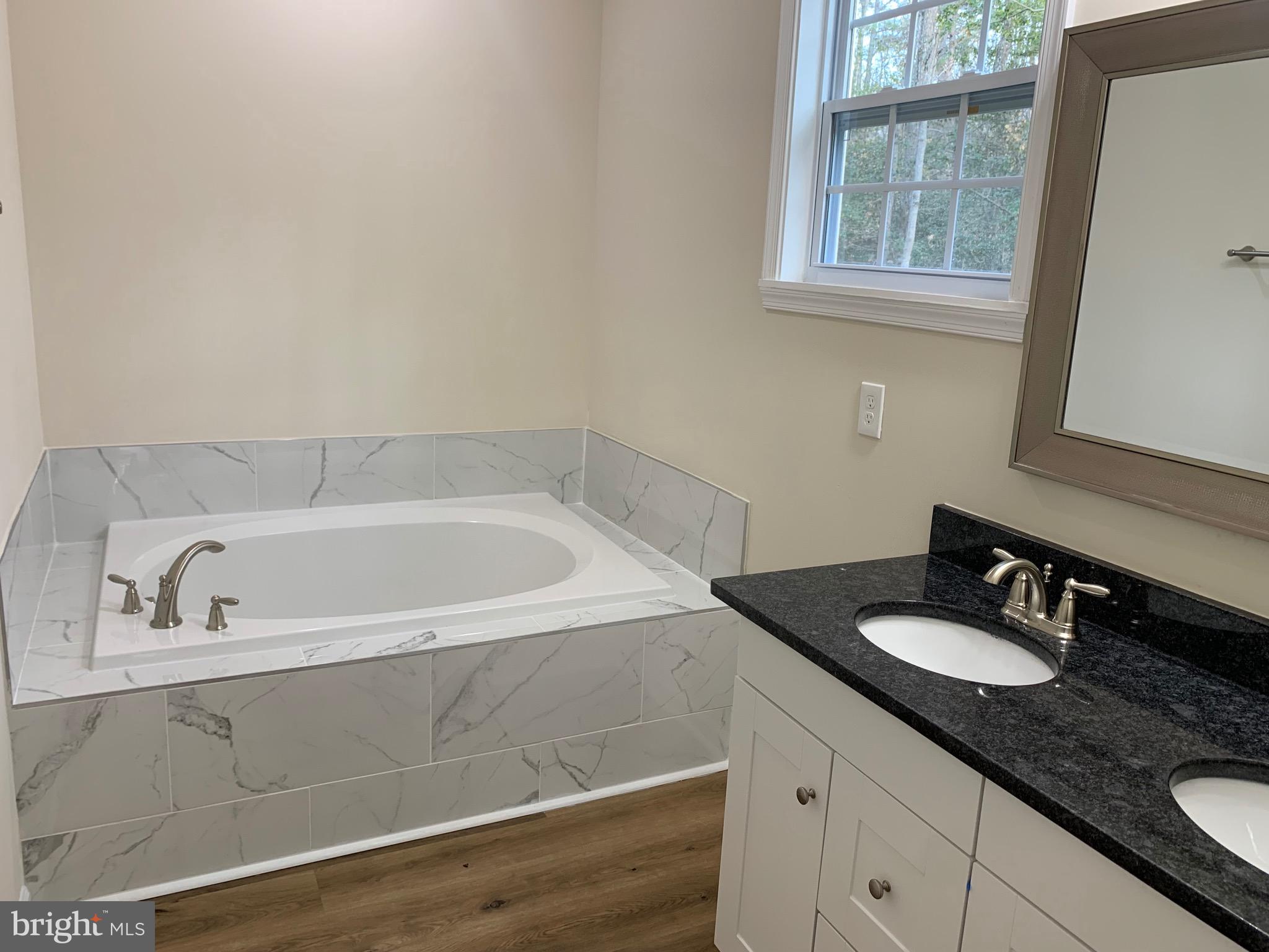 PLACID BAY - Residential