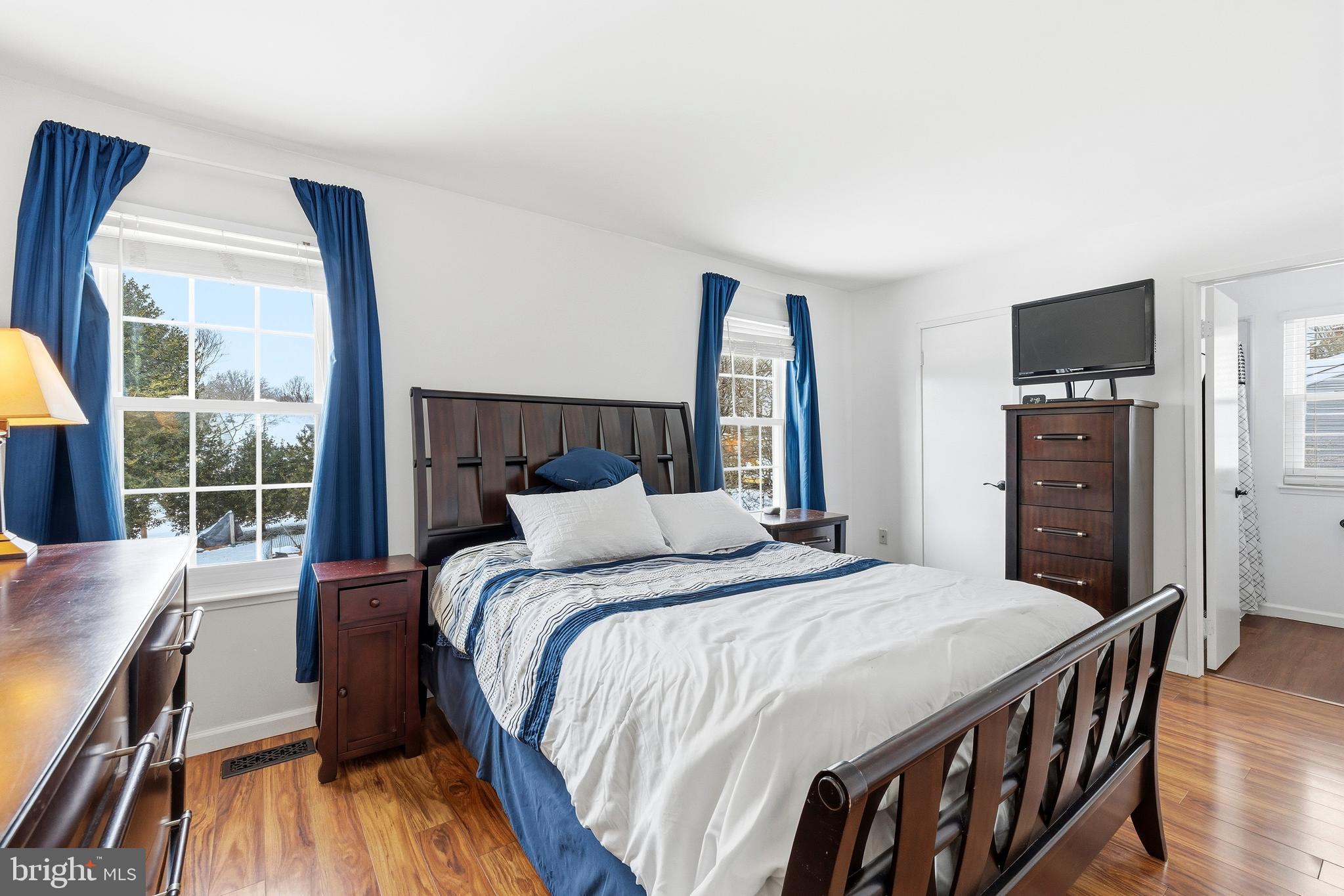 CHURCHILL TOWN SECTOR - Residential