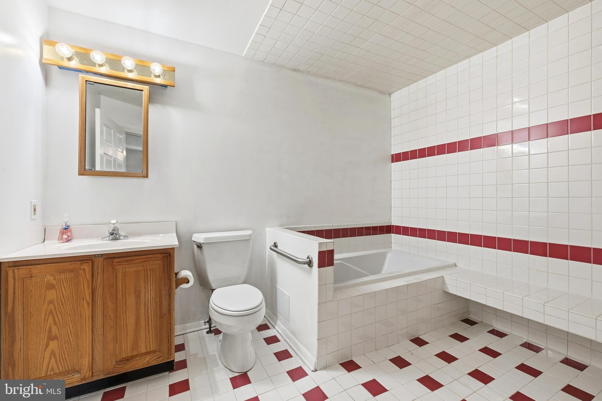 CHURCHILL TOWN SECTOR - Residential