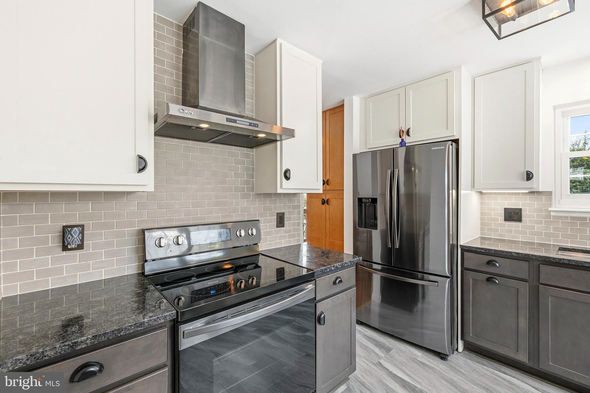 CHURCHILL TOWN SECTOR - Residential