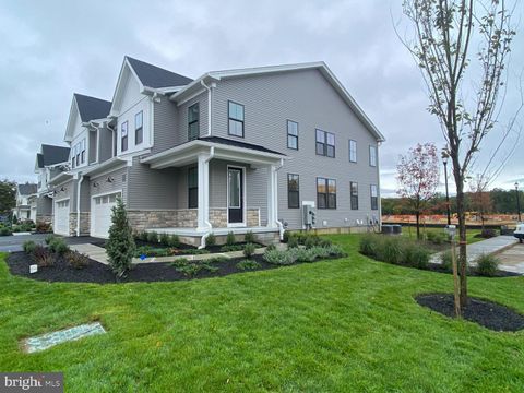 10 CHERRY LANE WEST WINDSOR NJ 08550