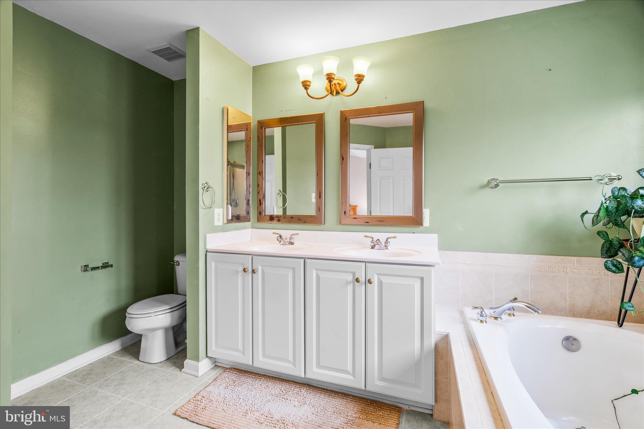 URBANA - Residential