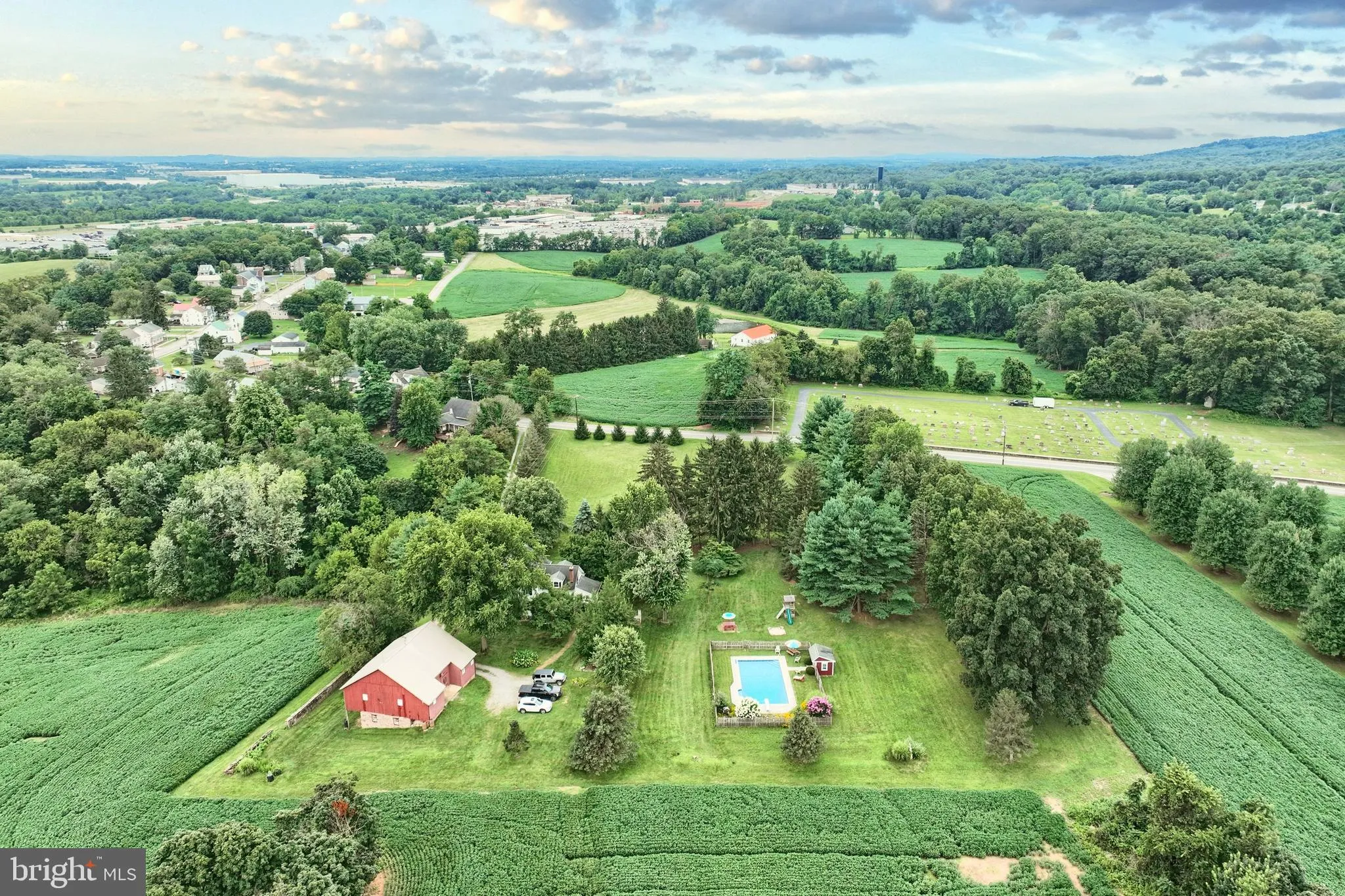 Manchester, Pennsylvania 17345, United States, 4 Bedrooms Bedrooms, ,2 BathroomsBathrooms,Residential,Active,184938