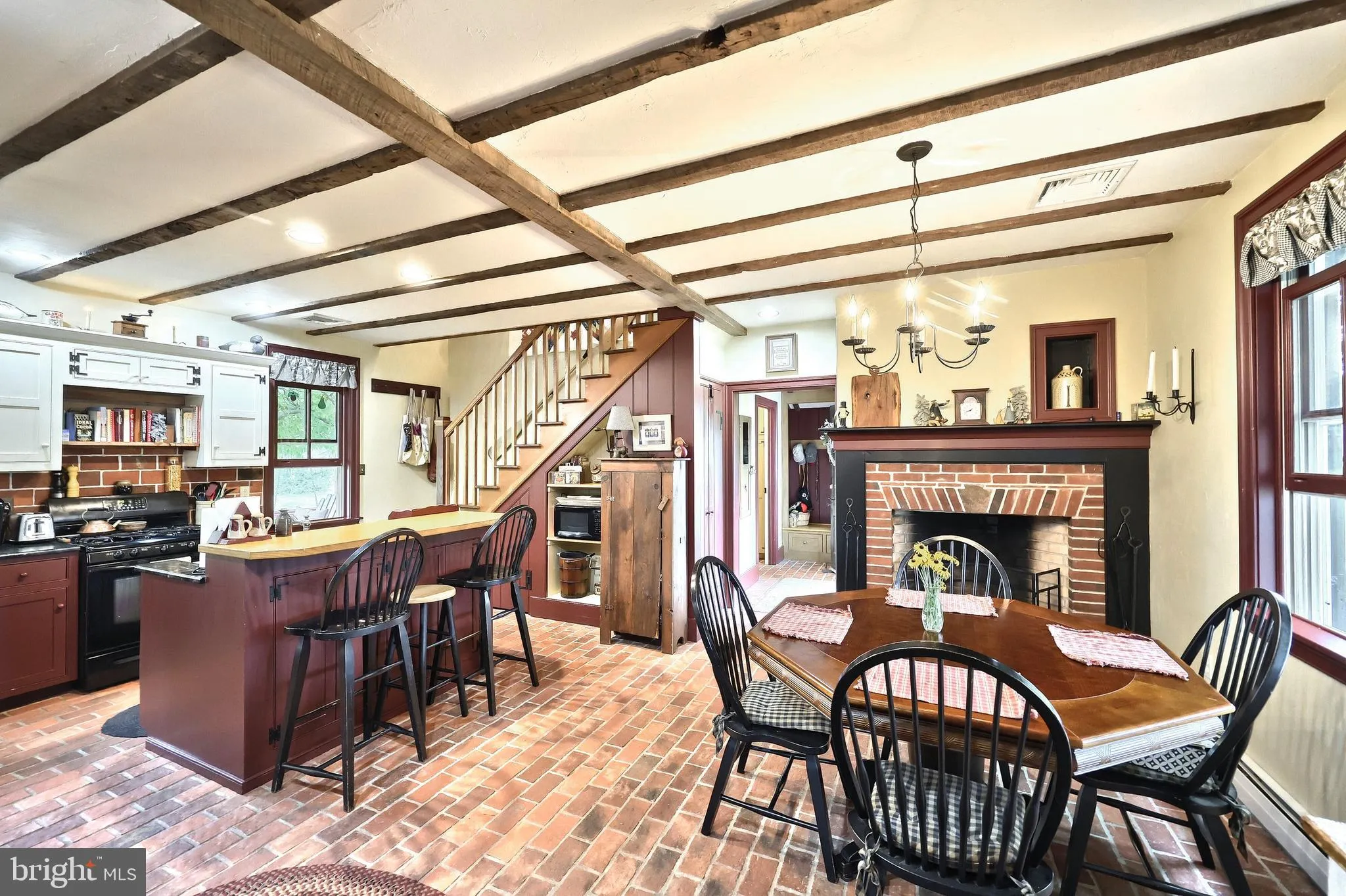 Manchester, Pennsylvania 17345, United States, 4 Bedrooms Bedrooms, ,2 BathroomsBathrooms,Residential,Active,184938