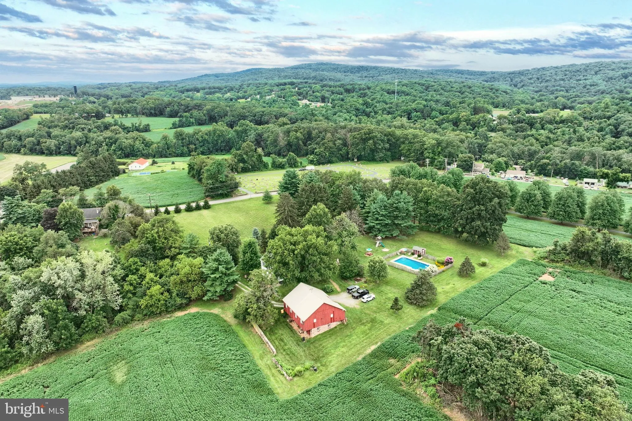 Manchester, Pennsylvania 17345, United States, 4 Bedrooms Bedrooms, ,2 BathroomsBathrooms,Residential,Active,184938