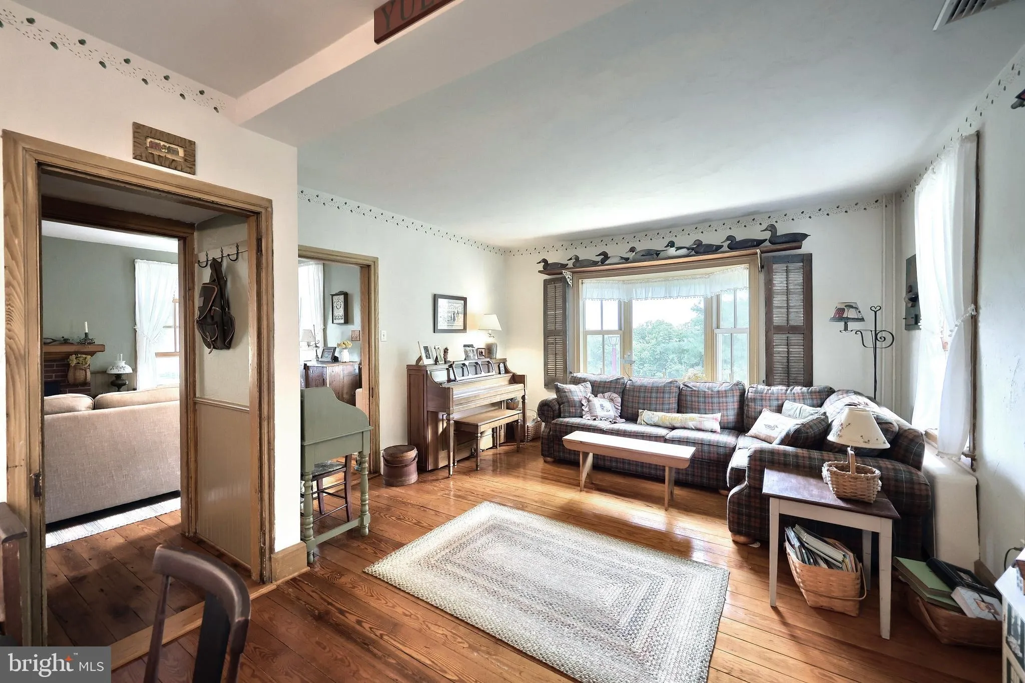 Manchester, Pennsylvania 17345, United States, 4 Bedrooms Bedrooms, ,2 BathroomsBathrooms,Residential,Active,184938