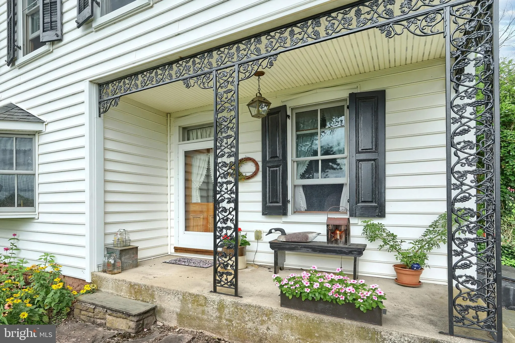 Manchester, Pennsylvania 17345, United States, 4 Bedrooms Bedrooms, ,2 BathroomsBathrooms,Residential,Active,184938