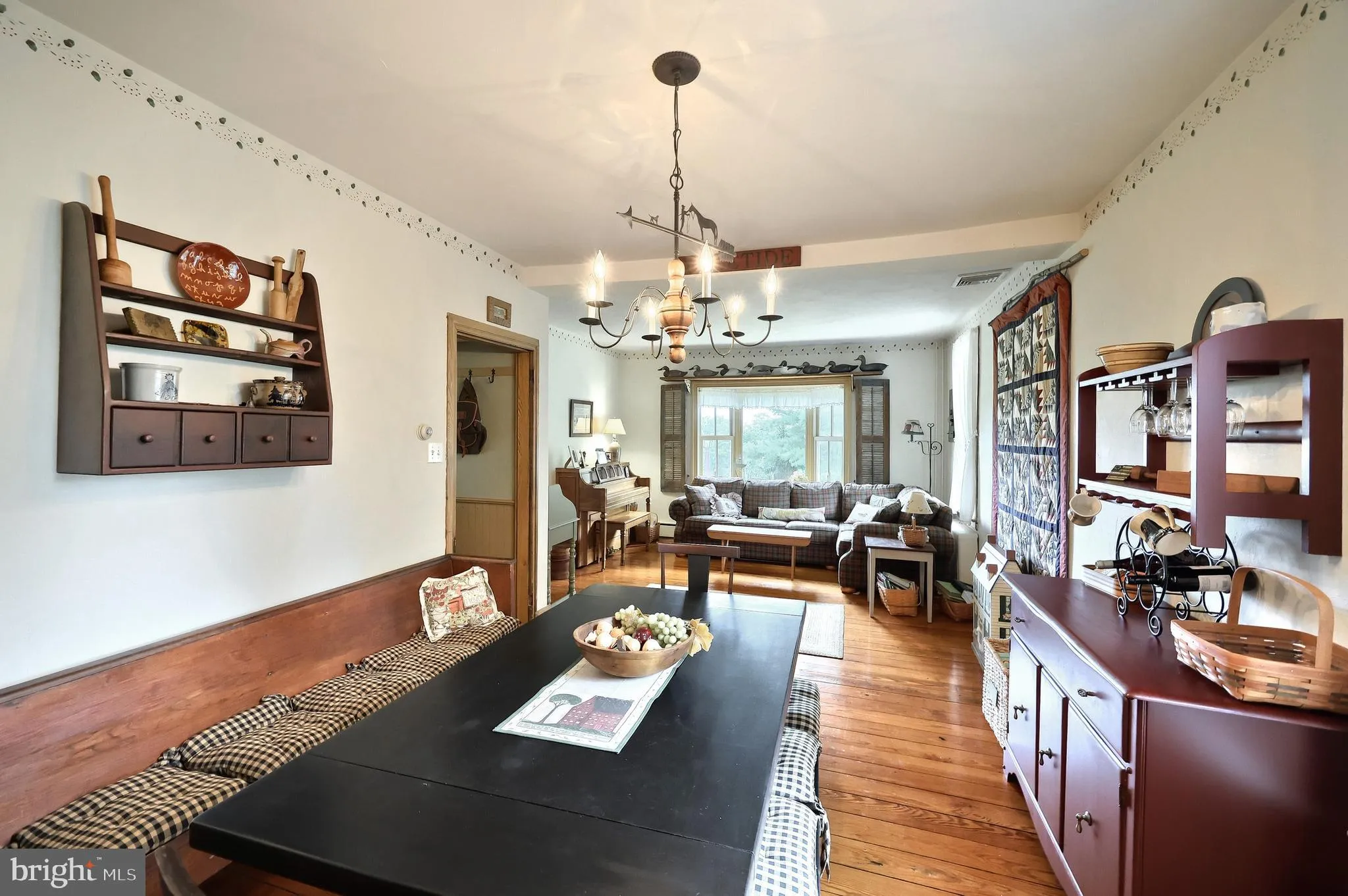 Manchester, Pennsylvania 17345, United States, 4 Bedrooms Bedrooms, ,2 BathroomsBathrooms,Residential,Active,184938