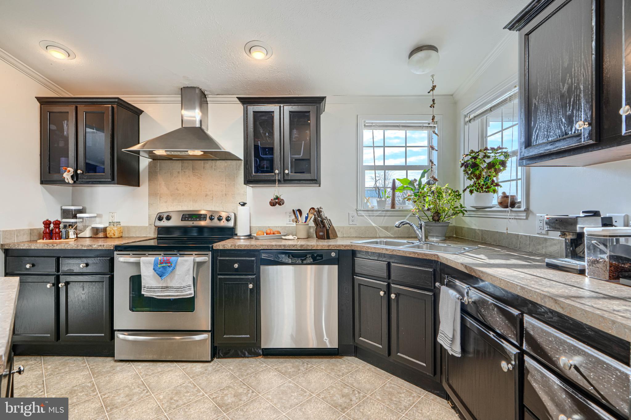 WILLIAMS ESTATES - Residential