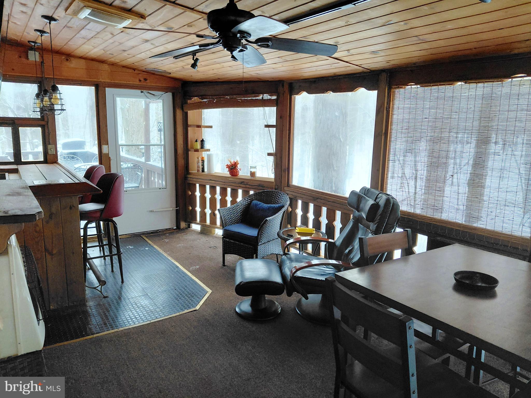 POCONO COUNTRY PLACE - Residential