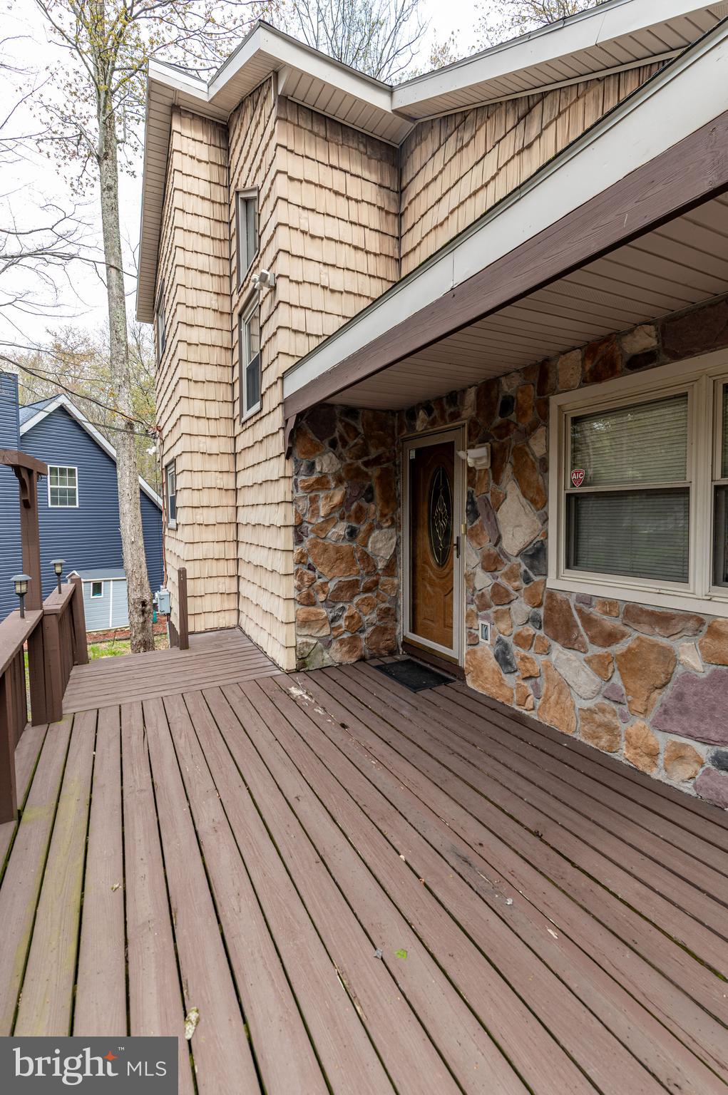 POCONO COUNTRY PLACE - Residential
