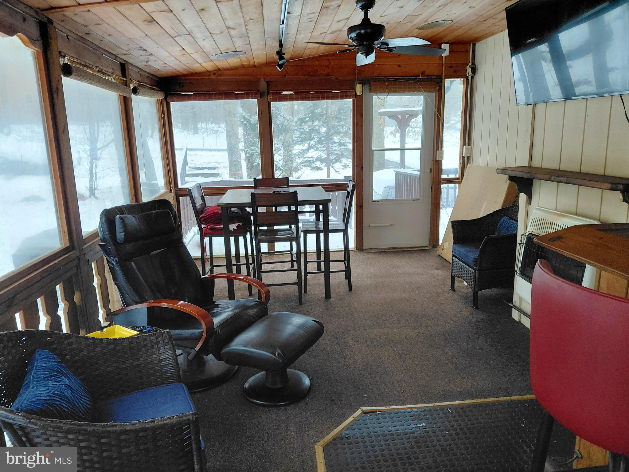 POCONO COUNTRY PLACE - Residential