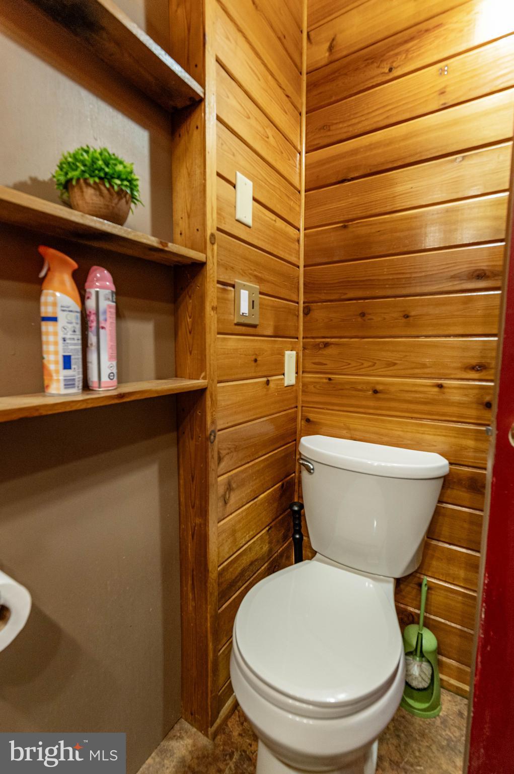 POCONO COUNTRY PLACE - Residential