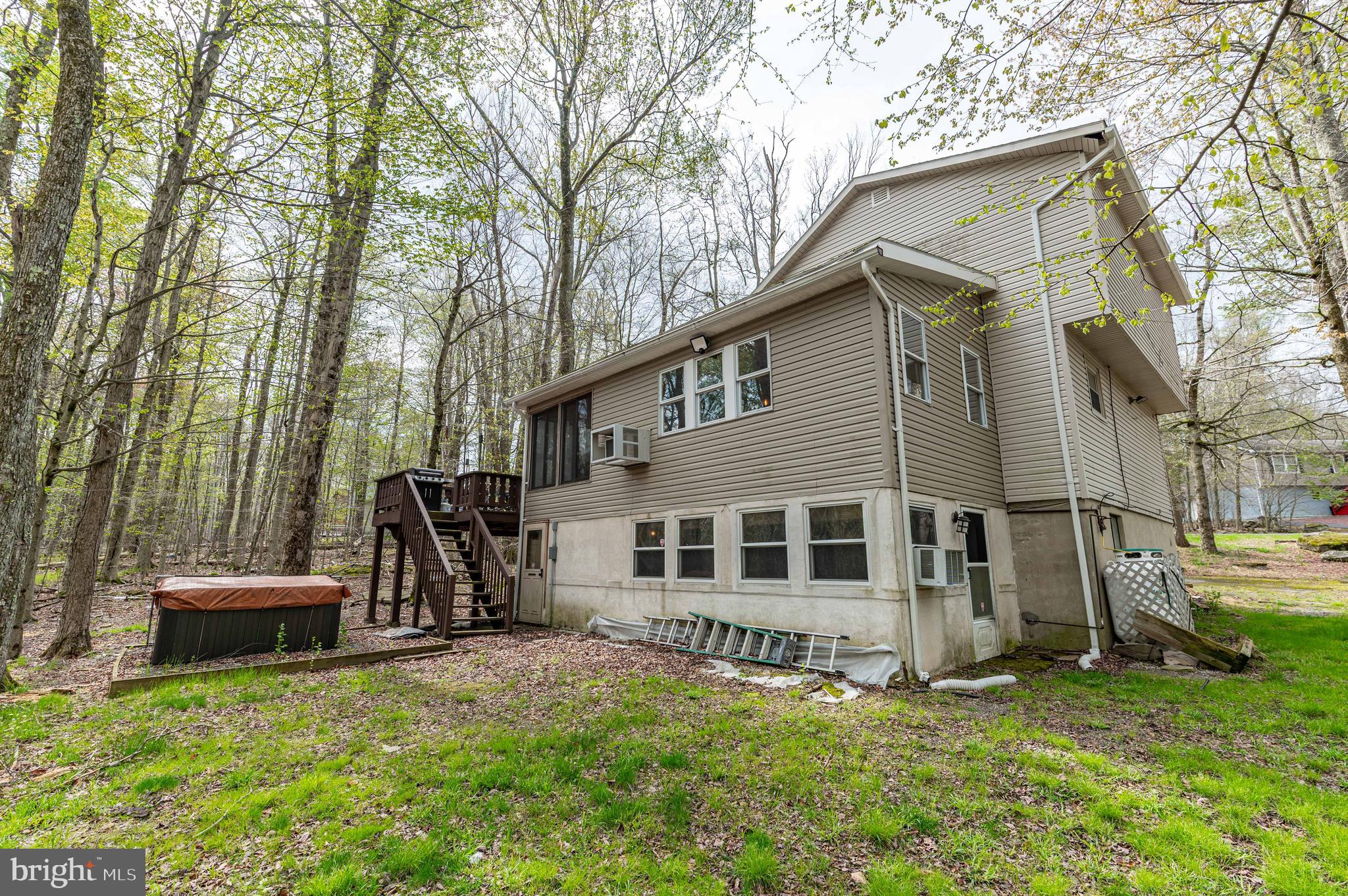 POCONO COUNTRY PLACE - Residential