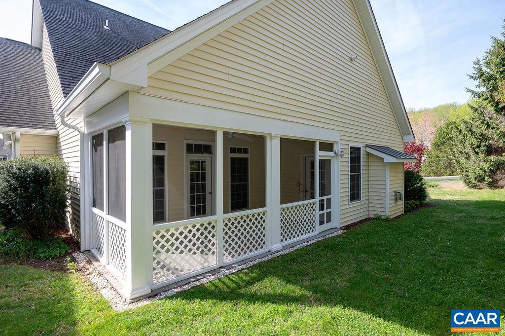 REDFIELDS - Residential