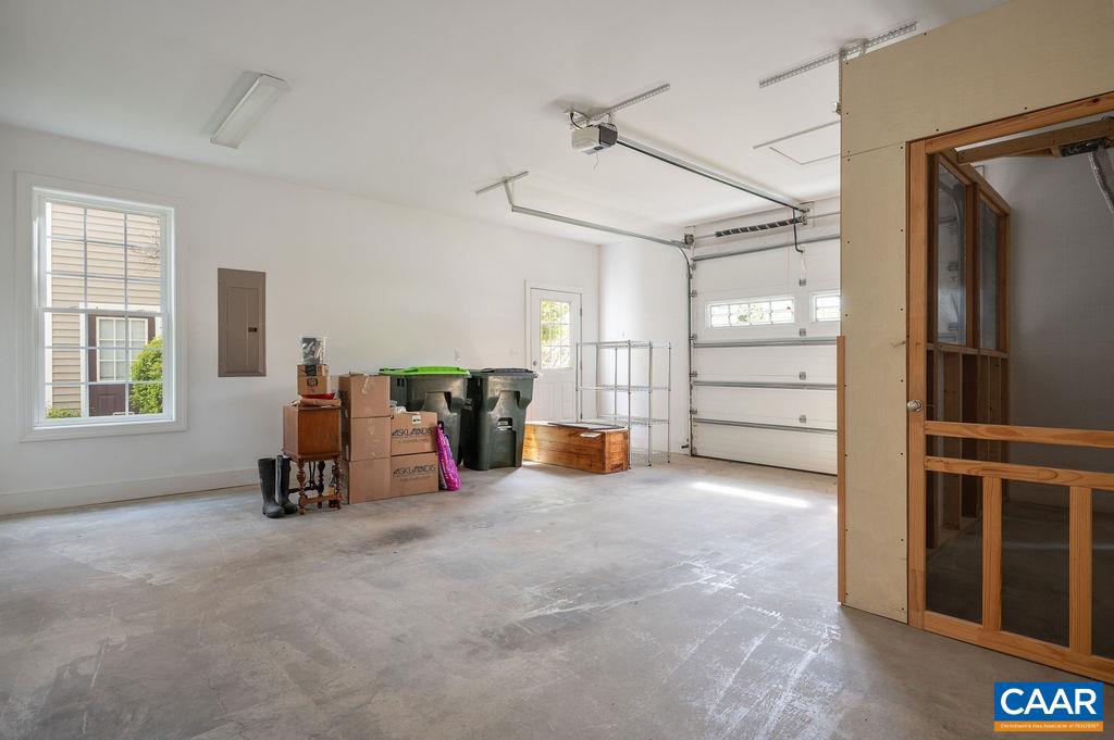 REDFIELDS - Residential