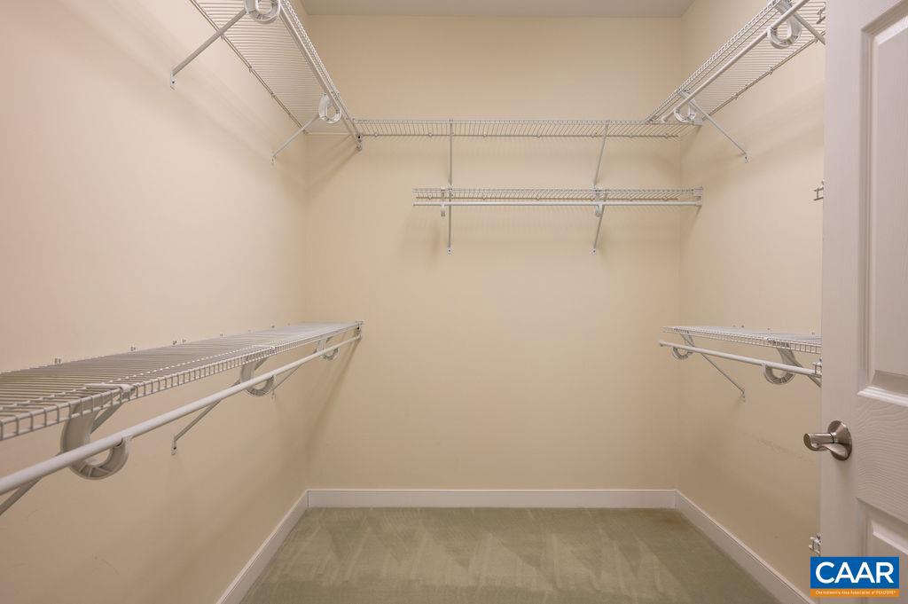 REDFIELDS - Residential