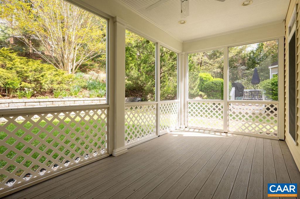 REDFIELDS - Residential