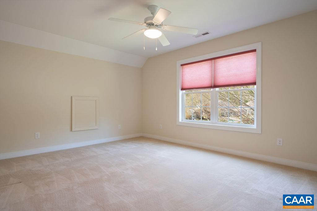 REDFIELDS - Residential