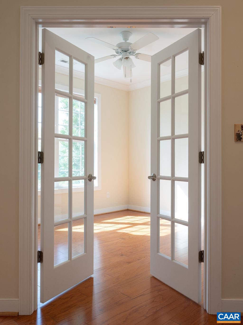 REDFIELDS - Residential