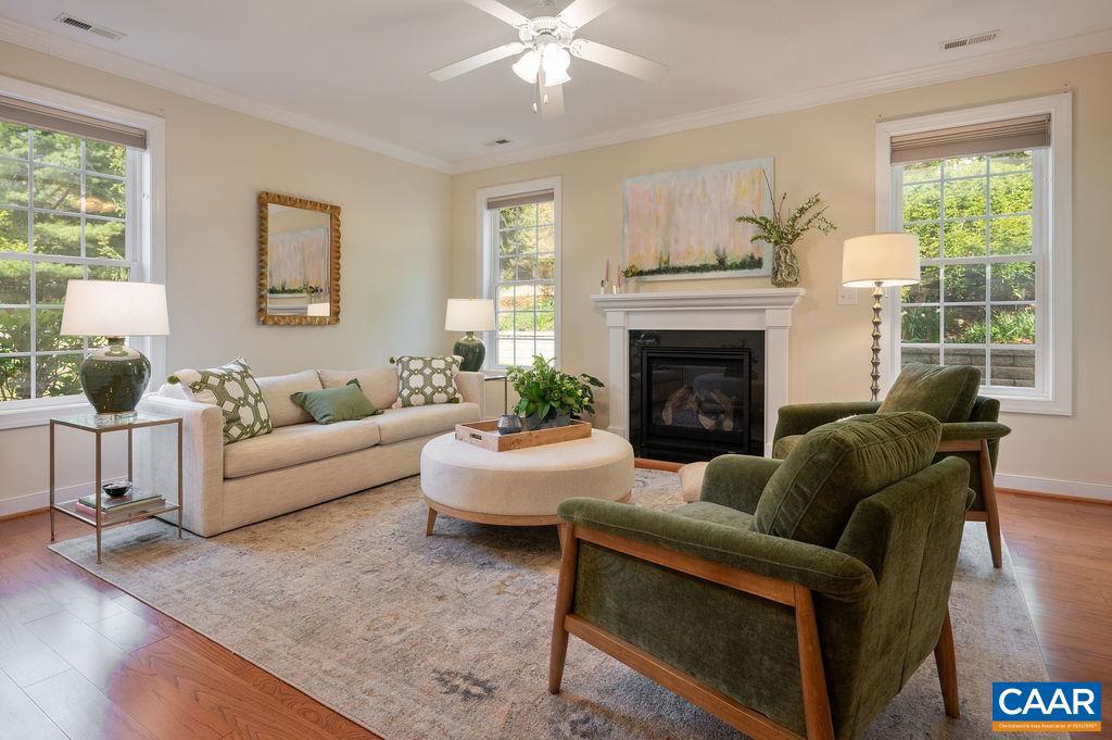 REDFIELDS - Residential