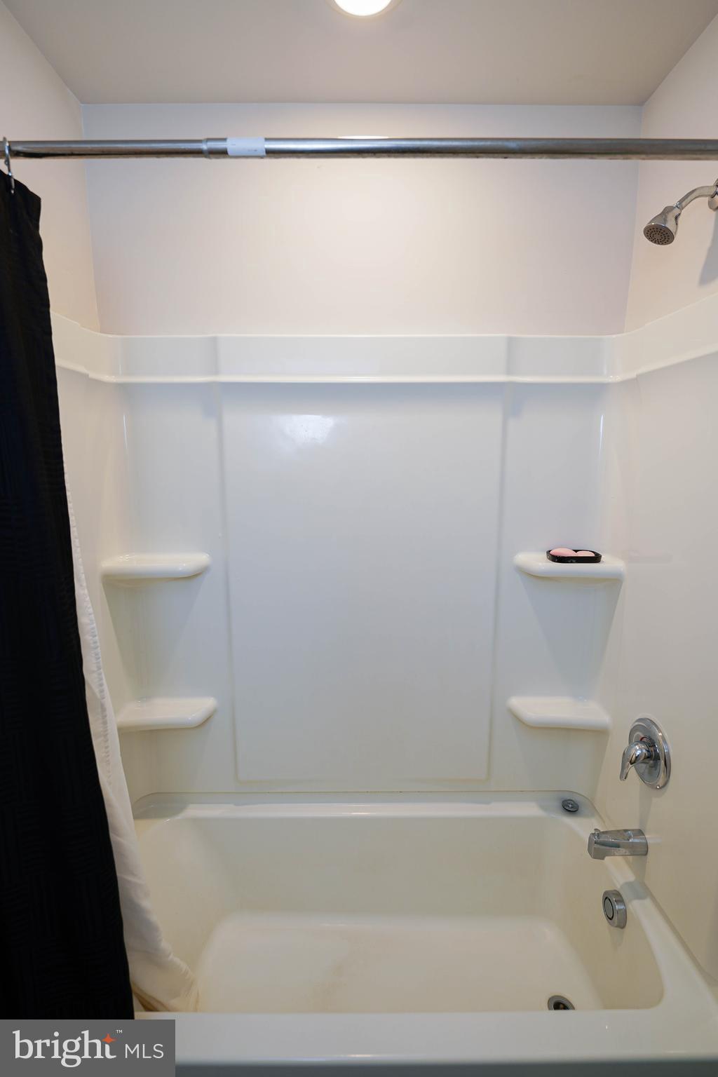 SASSAFRAS MEADOWS - Residential