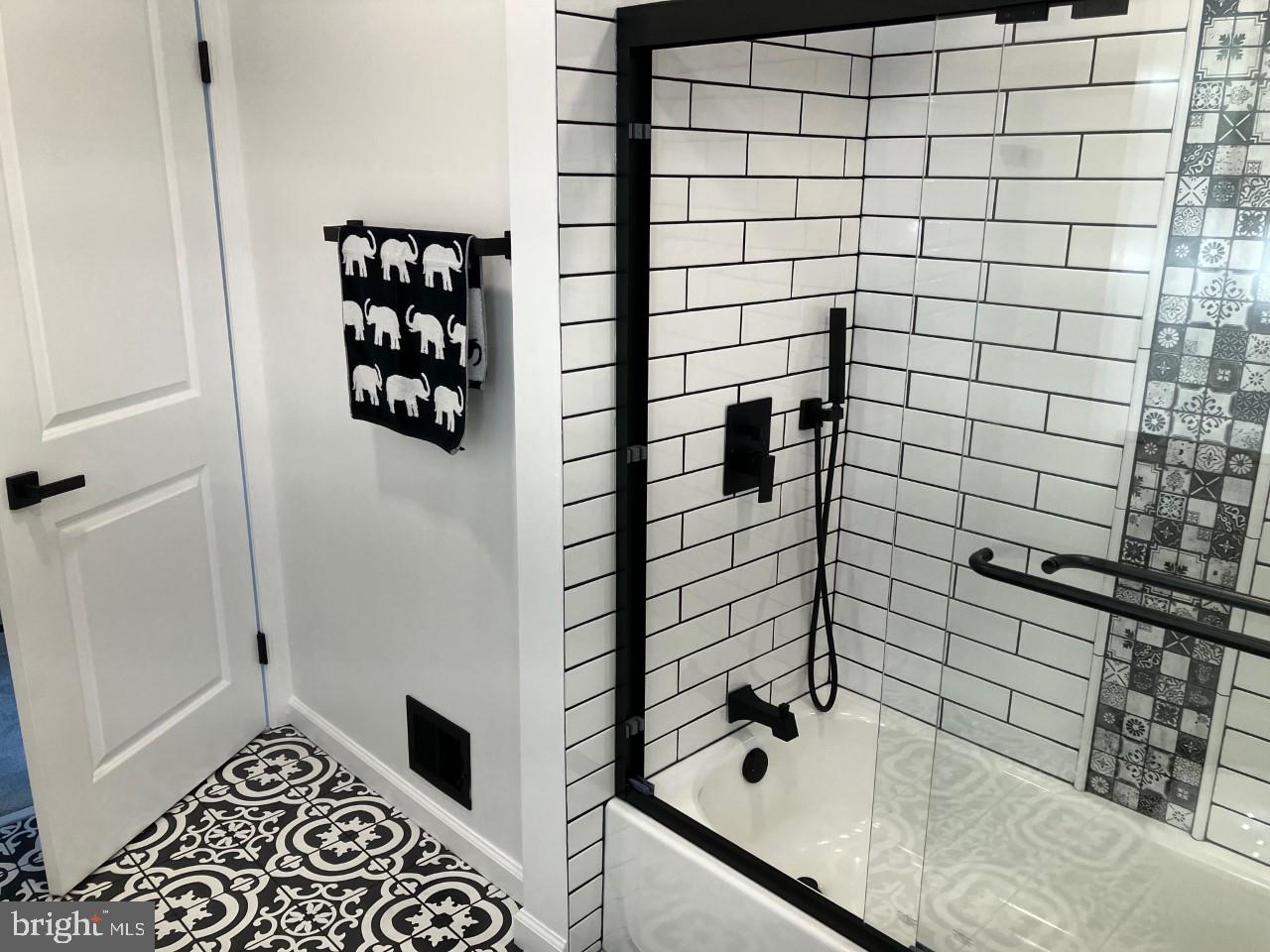 CARTERS COVE - Residential