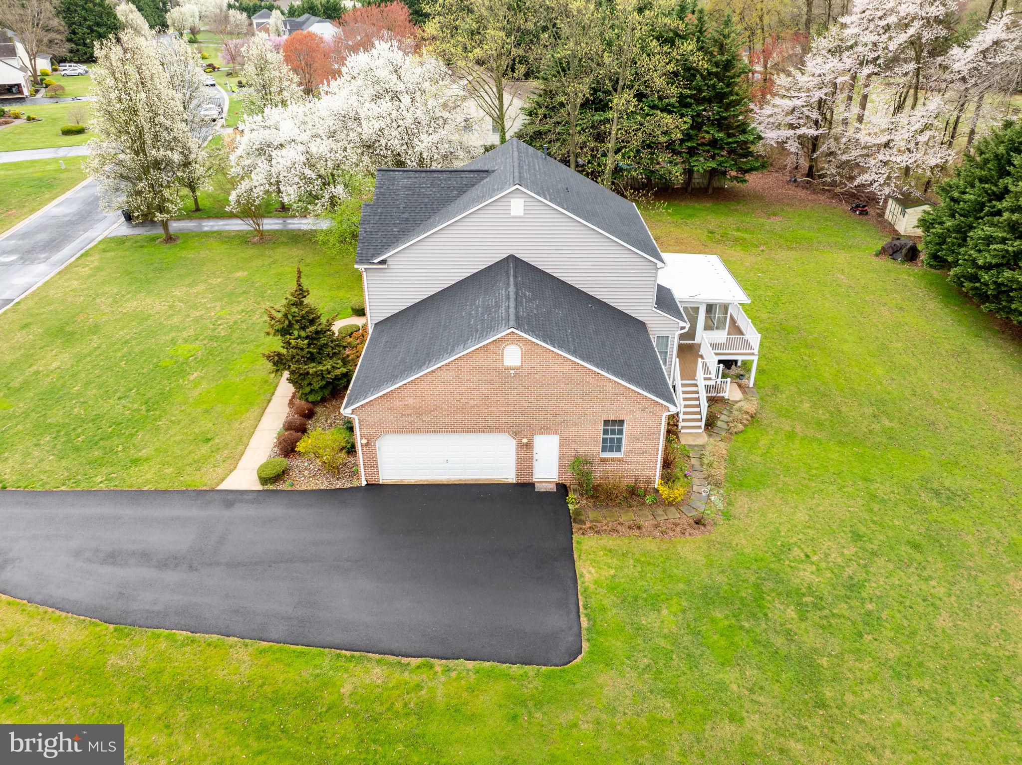 WOODCREST - Residential