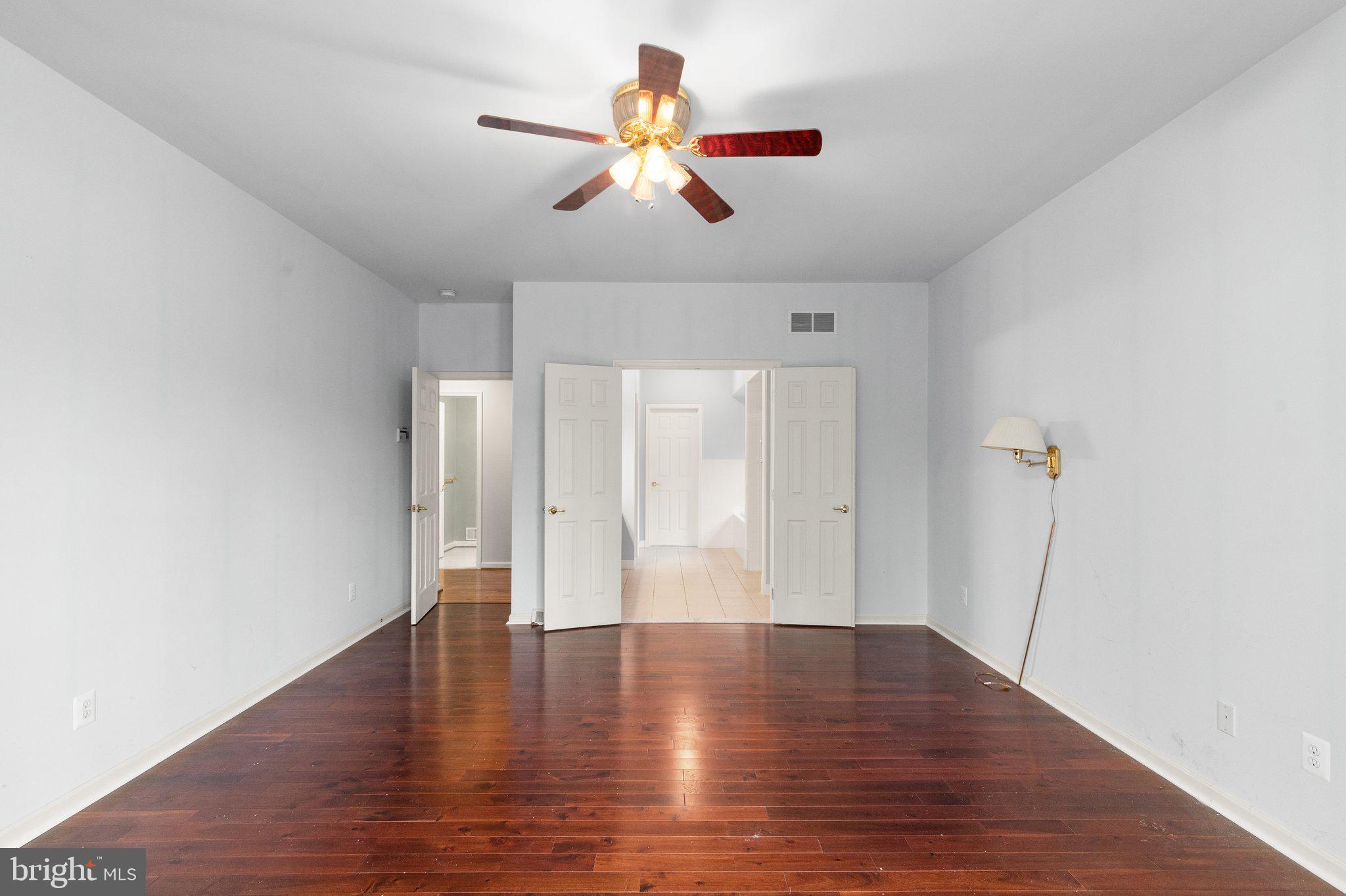 WOODCREST - Residential