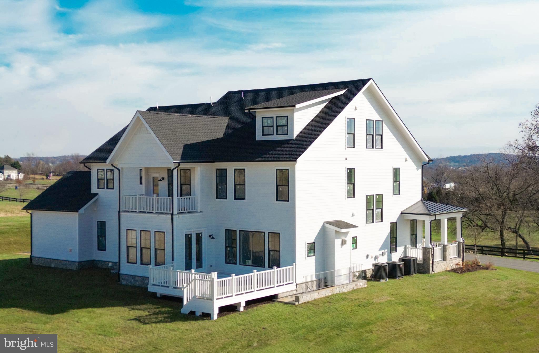 GLENMORE FARM - Residential